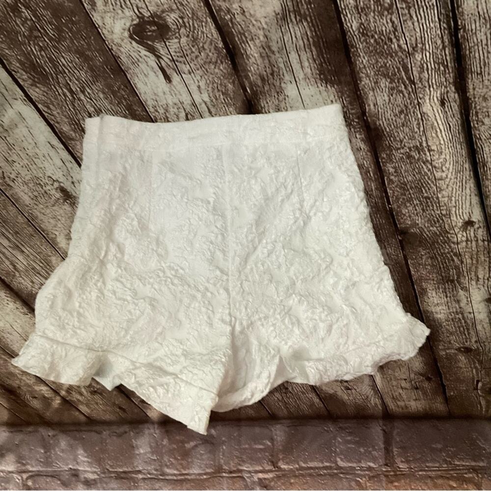 SHEIN White High Waist Lace Shorts XS Boho Classic Preppy Coquette Girl Fairy